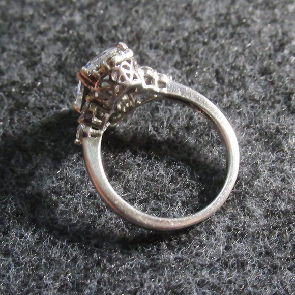 EMERALD Cut Art Deco Ring | Large Fine Fashion Ring | Cocktail, Anniversary - Picture 14 of 14